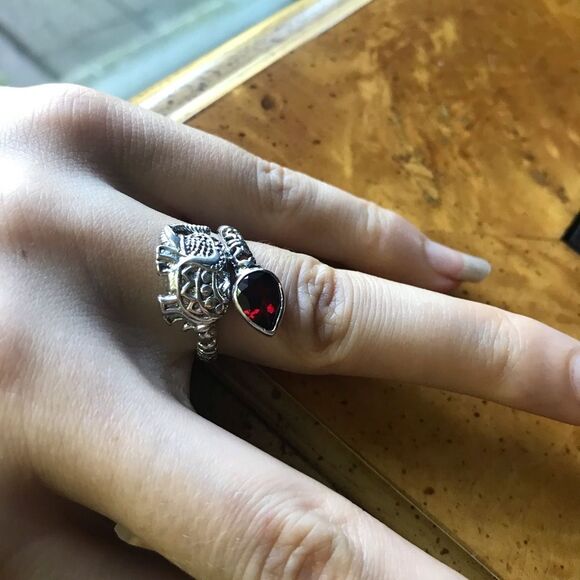 Natural Red Garnet Sterling Silver Elephant Ring Size 7 - Picture 2 of 8